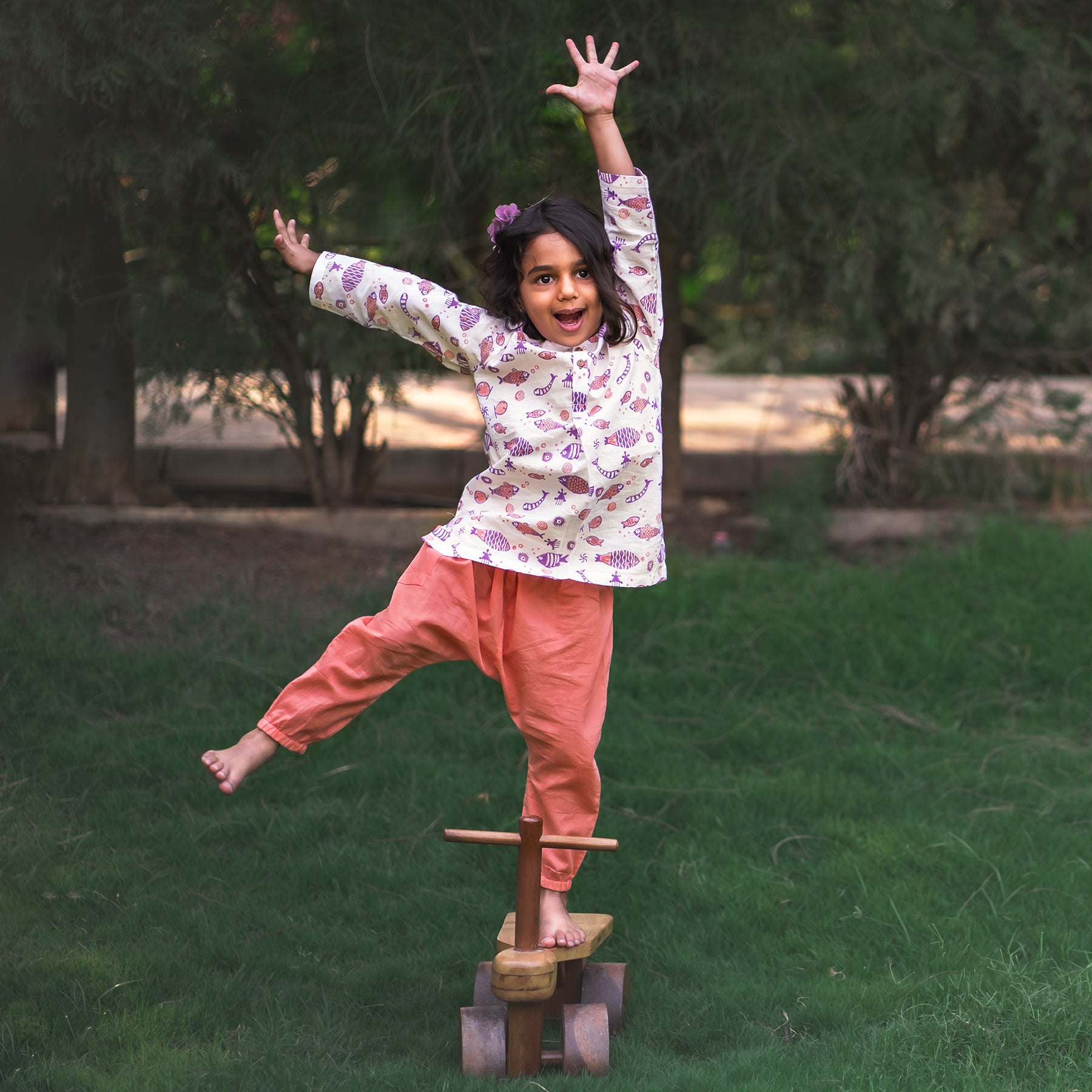 WHITEWATER KIDS UNISEX ORGANIC KOI PEACH PRINT KURTA + PEACH PANTS