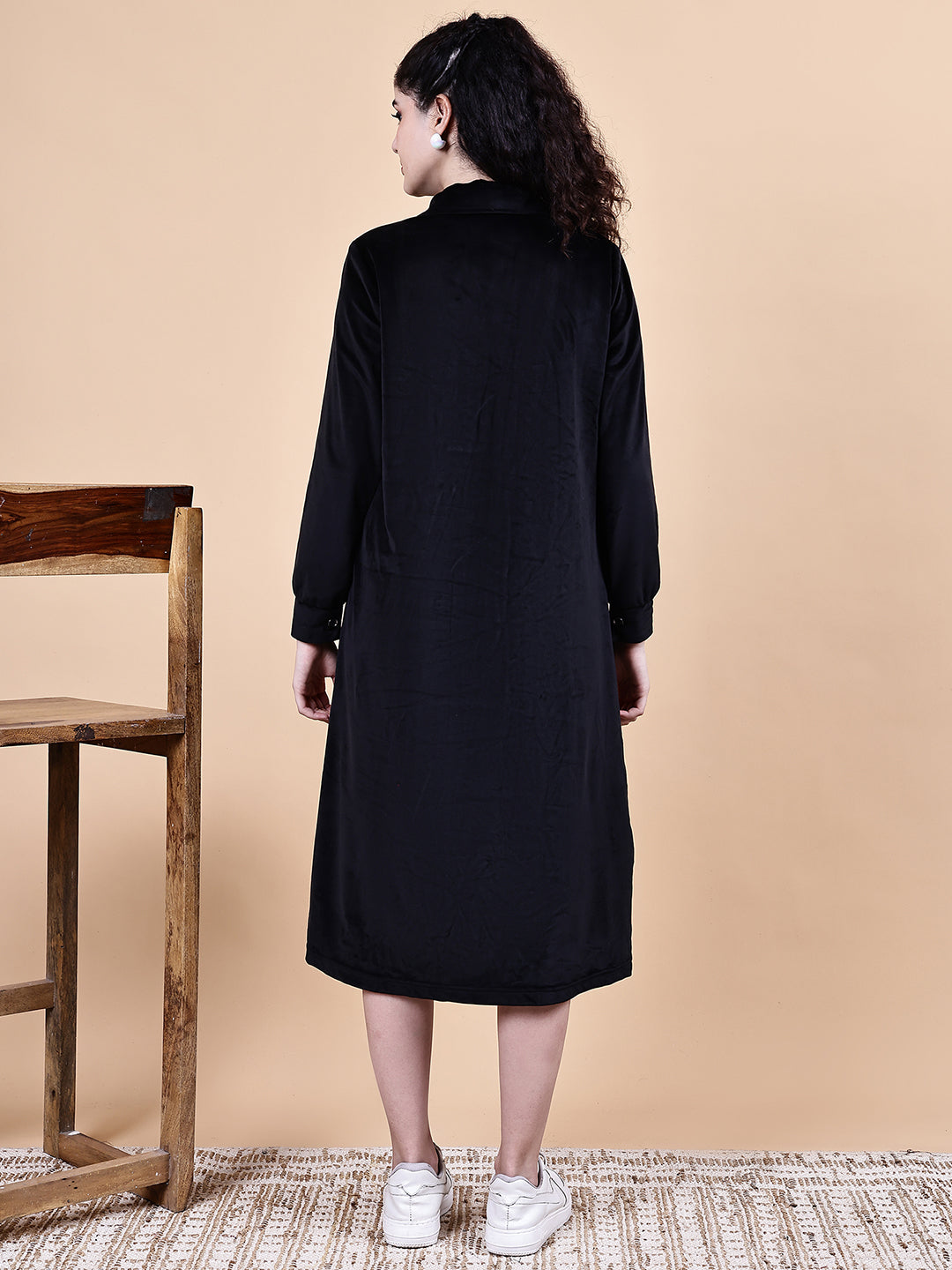 Black Solid Velvet Winter Maternity Dress Calf Length