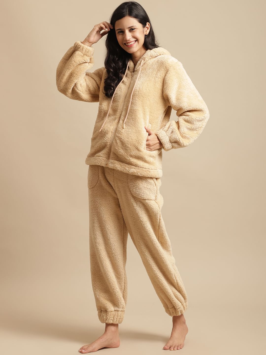 Beige Faux Fur Winter Night Suit
