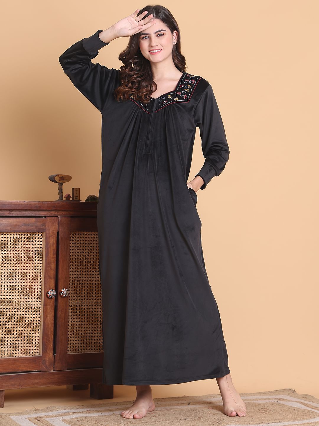 Secret Wish Black Solid Square Neck Velvet Full Length Winter Nighty