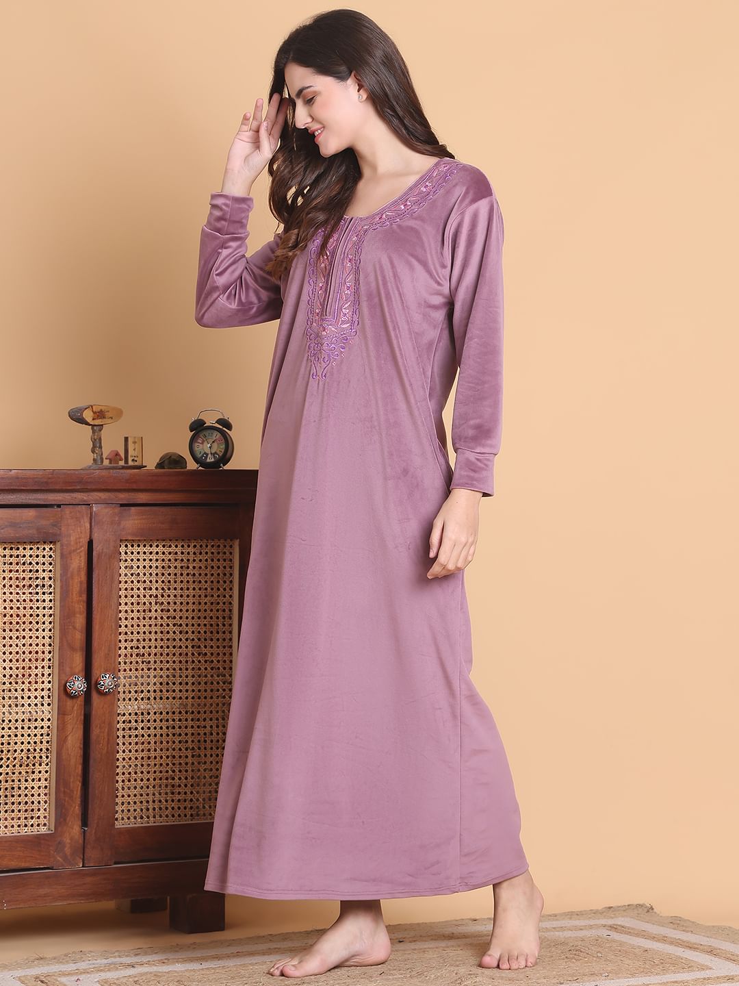 Secret Wish Pink Solid Round Neck Velvet Full Length Winter Nighty