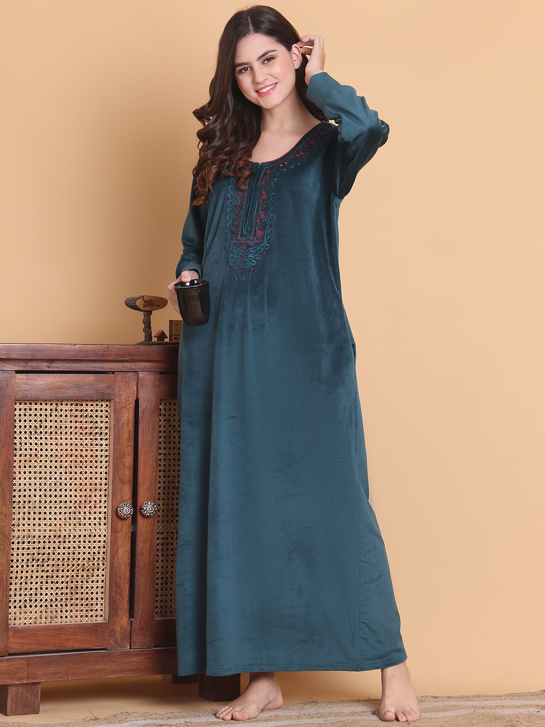Secret Wish Teal Solid Round Neck Velvet Full Length Winter Nighty