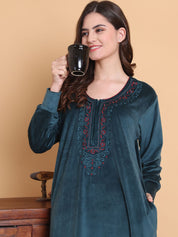 Secret Wish Teal Solid Round Neck Velvet Full Length Winter Nighty