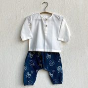 WHITEWATER KIDS UNISEX ORGANIC WHITE KURTA + ZOO PRINT INDIGO PANTS
