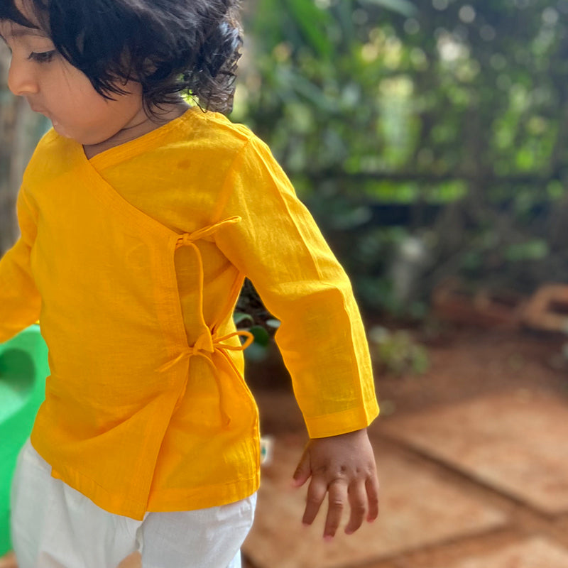 WHITEWATER KIDS UNISEX ORGANIC YELLOW ANGRAKHA  +  WHITE PANTS