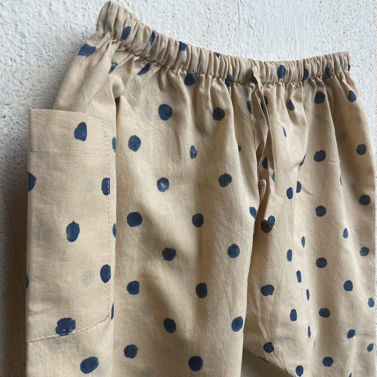 WHITEWATER KIDS UNISEX ORGANIC INDIGO POLKA KURTA WITH MATCHING PANTS