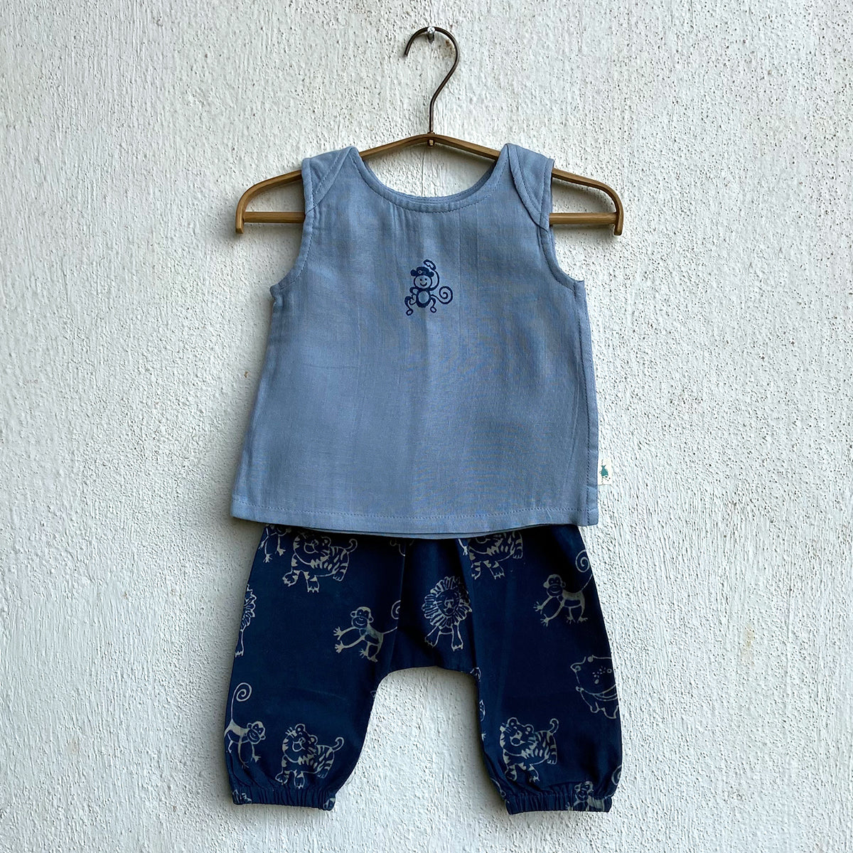 WHITEWATER KIDS UNISEX ORGANIC ZOO MONKEY JHABLA WITH INDIGO ZOO PANTS