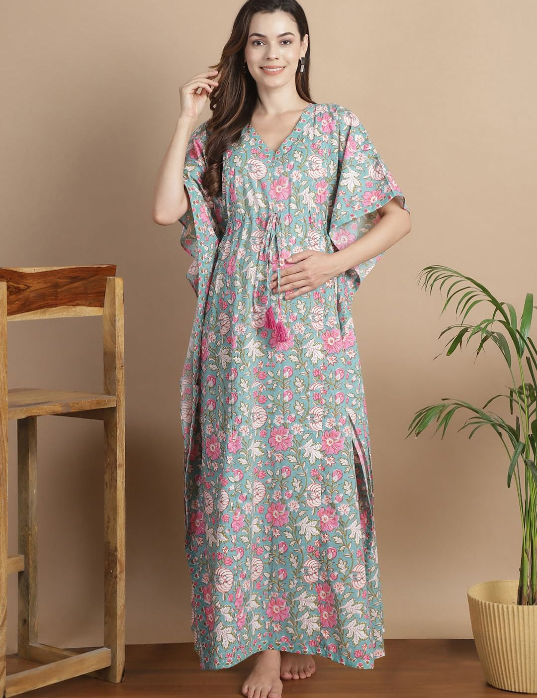 How a Maternity Kaftan Grows with You from First Trimester to Postpartum