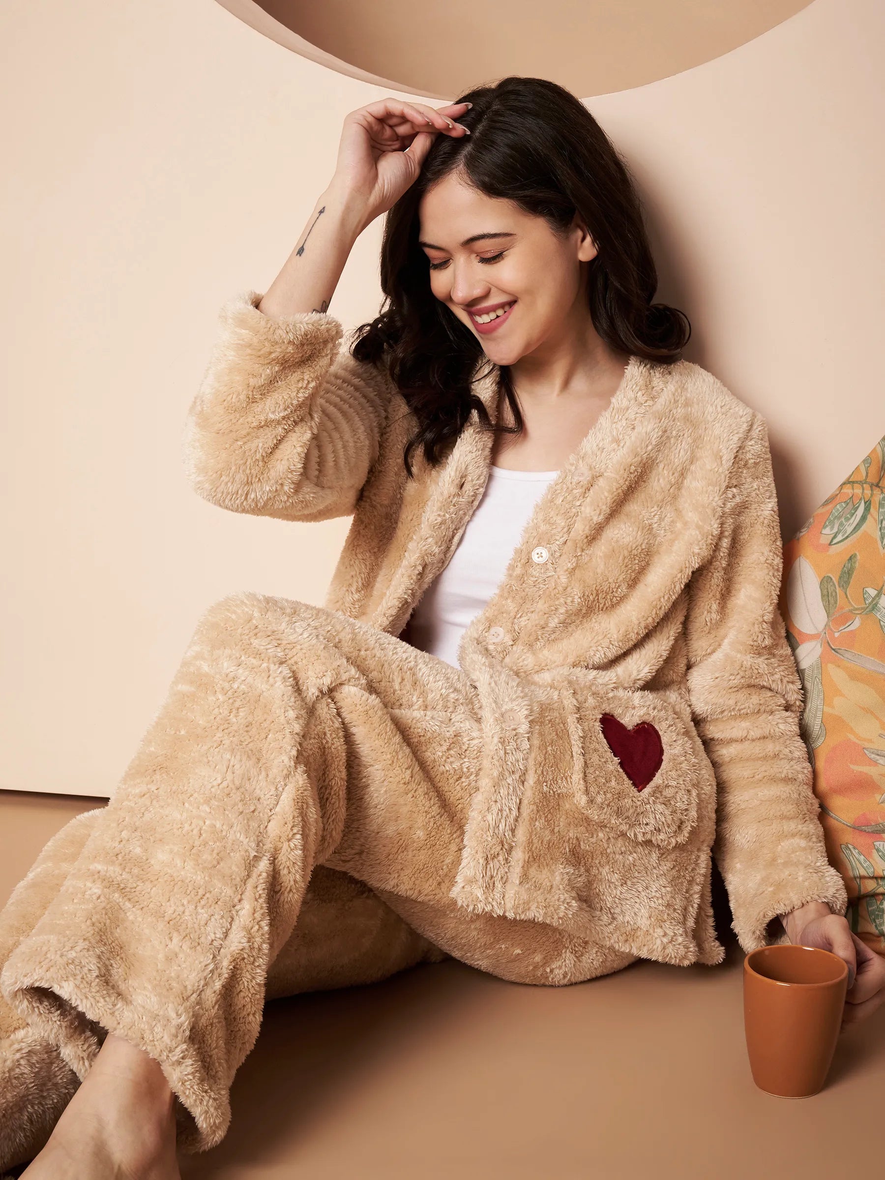 Beige Velvet Heart Faux Fur Winter Night Suit