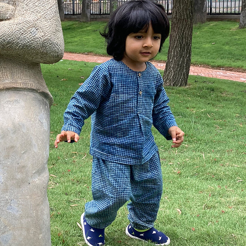 WHITEWATER KIDS UNISEX ORGANIC INDIGO CHECK KURTA + MATCHING PANTS