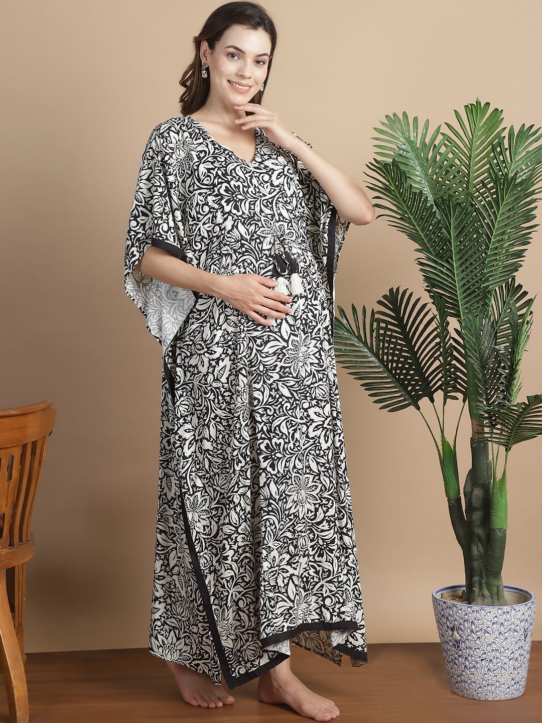 Black & White Floral Rayon Maternity Kaftan