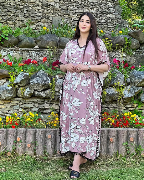 Kaftans_46c51702-faa5-4e75-9937-682f7629411c.jpg