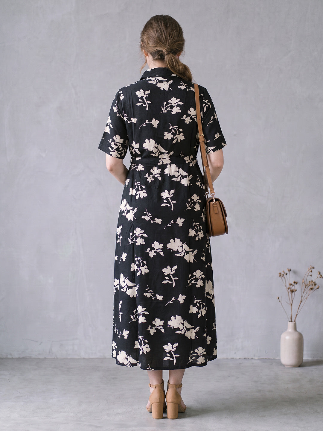 Amoha by Secret Wish Black Floral Rayon Maternity Dress