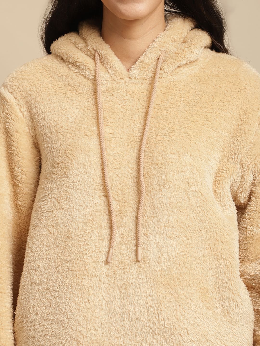 Beige Faux Fur Winter Night Suit