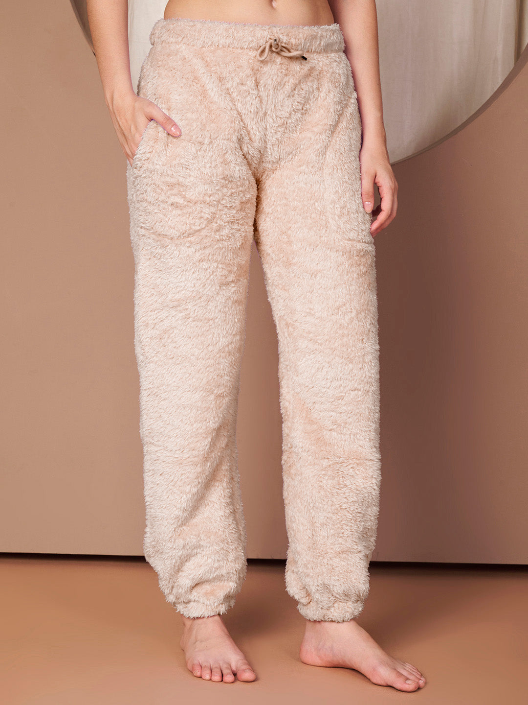 Beige Solid Faux Fur Zip Closure Winter Night Suit