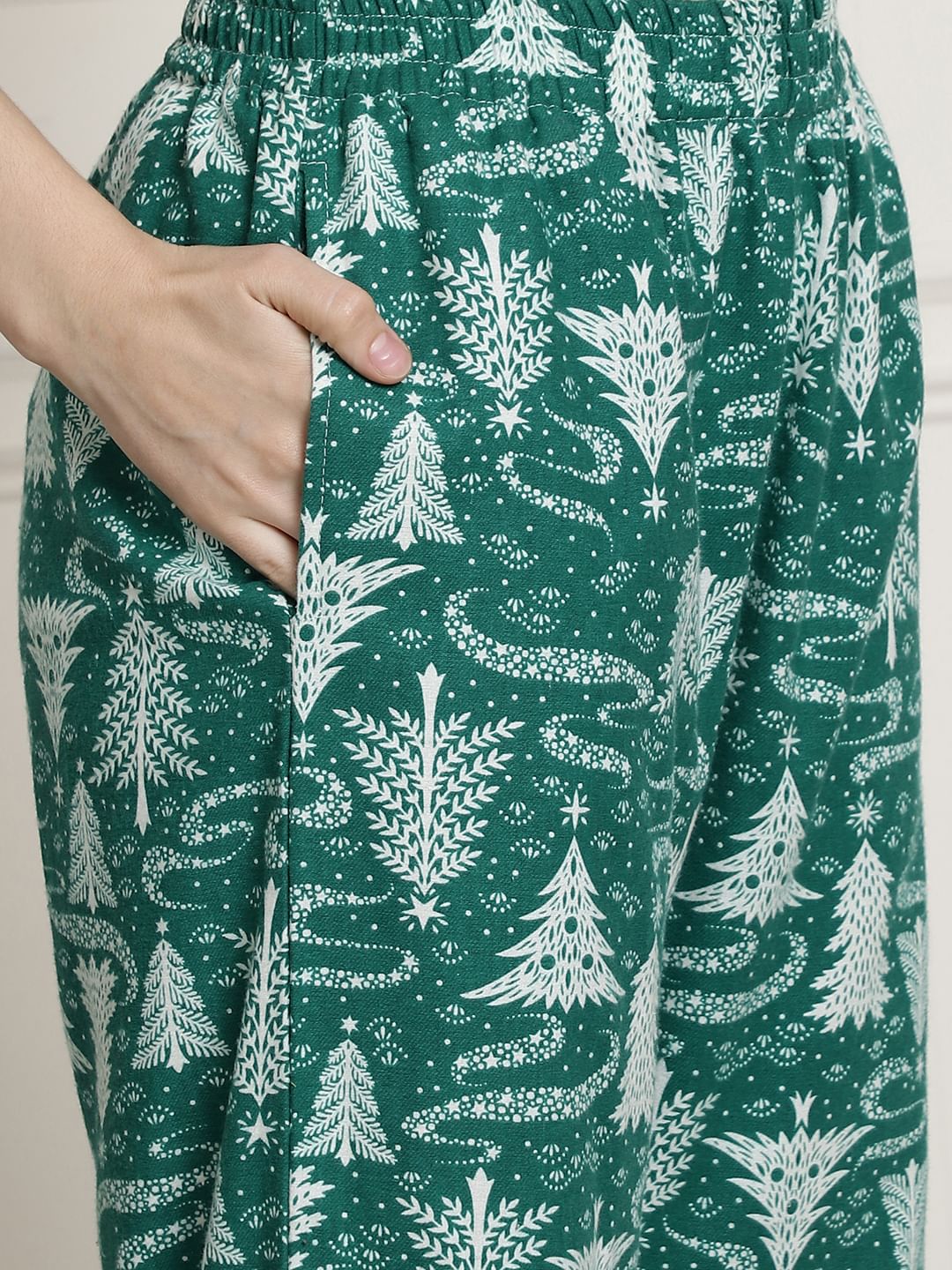 Green Christmas Print Cotton Flannel Night Suit