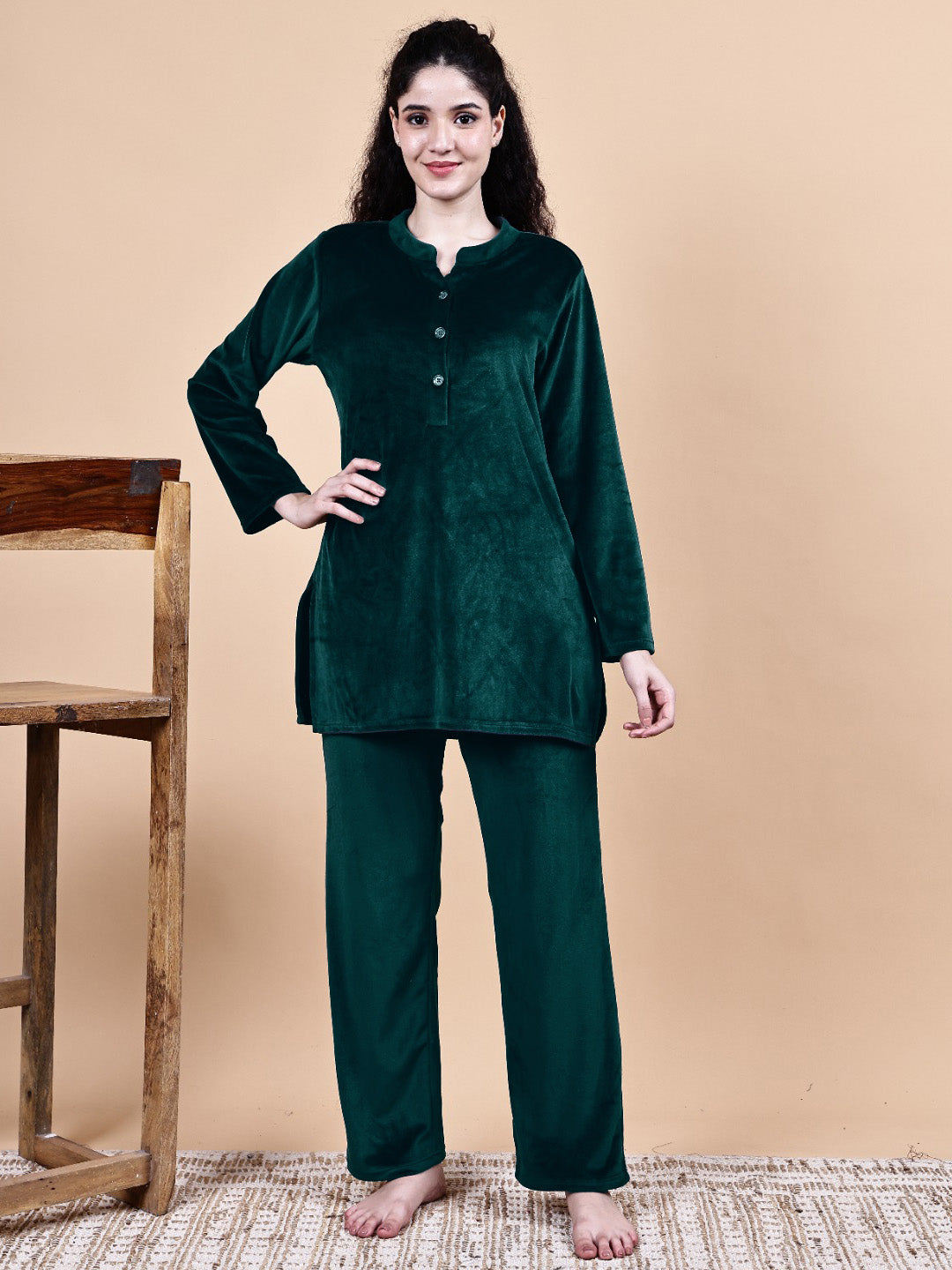 Bottle Green Solid Velvet Winter Night Suit