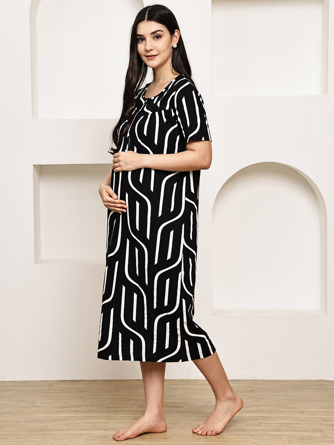 Black Abstract Hosiery Maternity Nighty