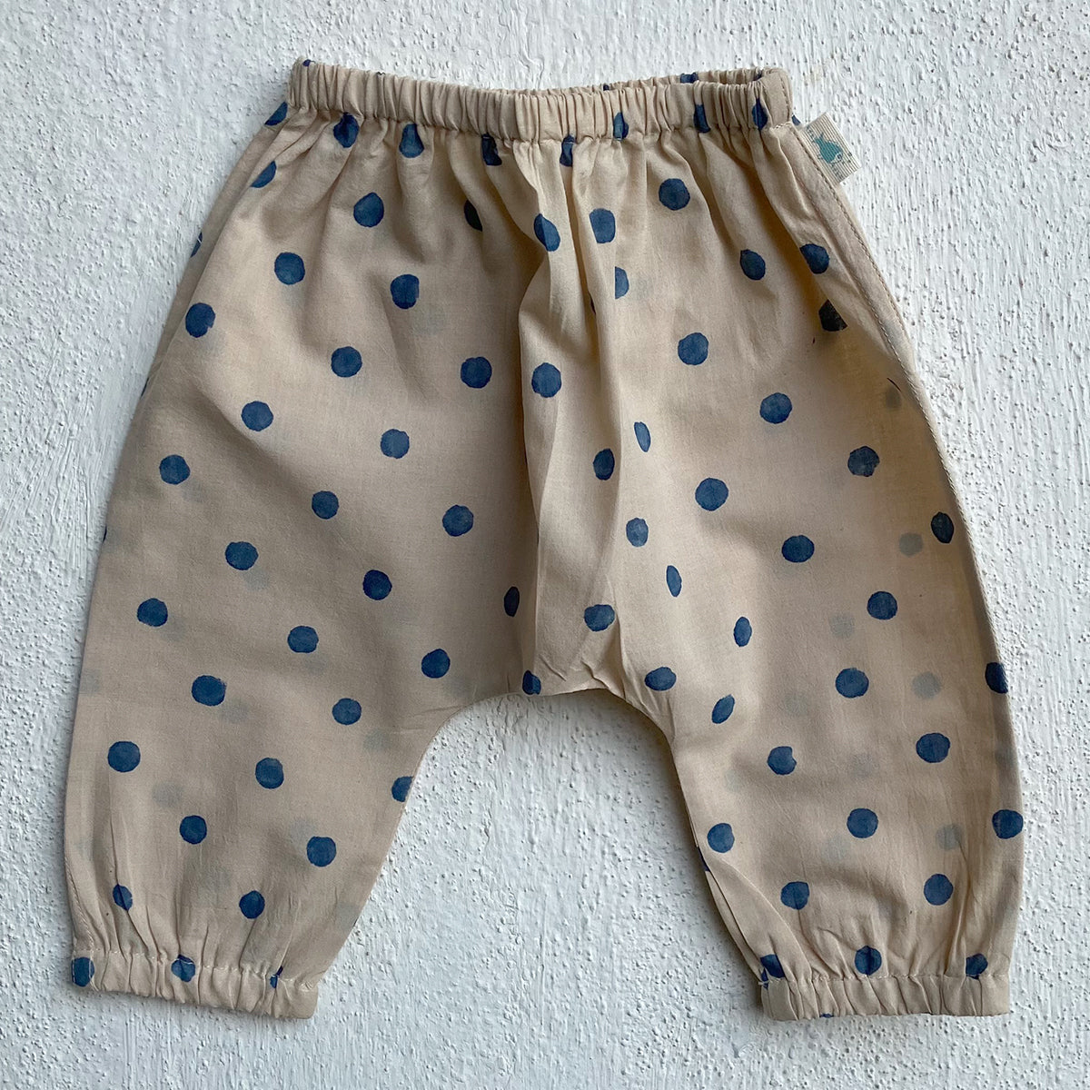 WHITEWATER KIDS UNISEX ORGANIC INDIGO POLKA JHABLA WITH MATCHING PANTS